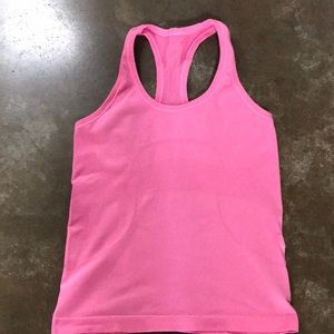 Lululemon tank